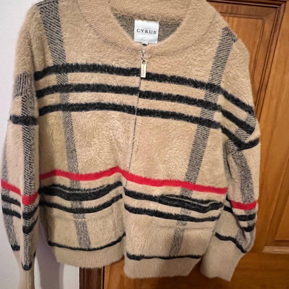 Cyrus Women's Beige and Black Plaid Cardigan brand new